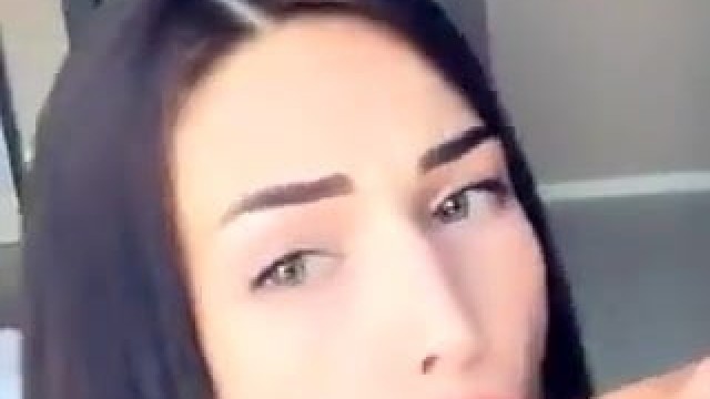 fantastic babe sucking