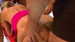 Blonde Jessy Gets Some Good Fucking
